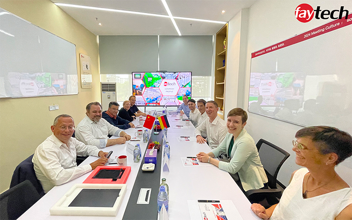 delegation visit web 01