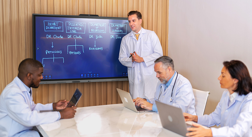 faytech blog on interactive flat panel displays for the education sector 03