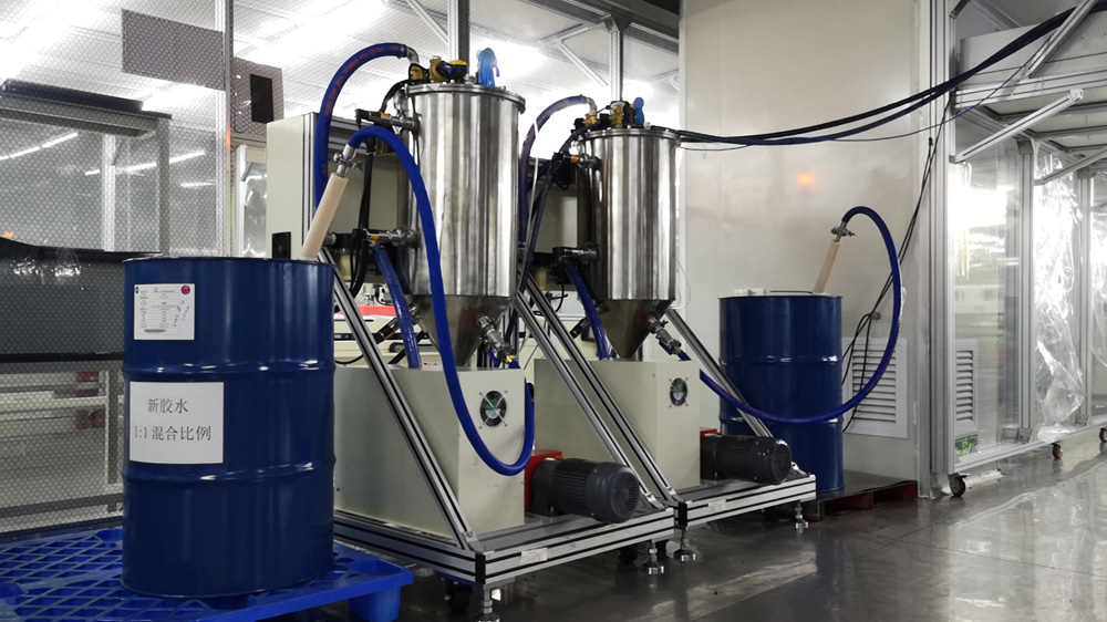 faytech Machinery page showcasing touchscreen manufacturing machinery regarding the glue dispensers barrels 01